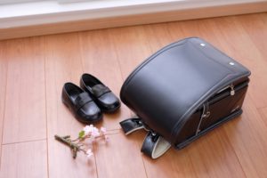 入学式のスーツはいつそろえる？